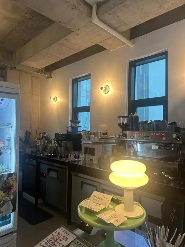 Pheromone 店内环境